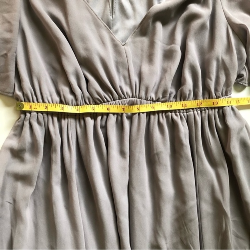 Show Me Your Mumu Emily Empire Sz 1X Dove Gray Flutter Sleeve Chiffon Bridesmaid - Picture 7 of 7